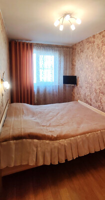 Продам трехкомнатную (3-комн.) квартиру, Чапаева ул, 34, Киров г