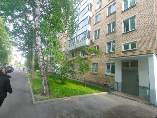 Продам однокомнатную (1-комн.) квартиру, Средняя Калитниковская ул, 10, Москва г
