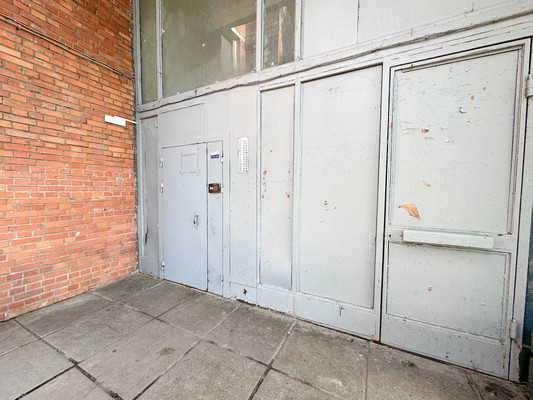 Продам 3-комн. в 8-комн. квартире, Богатырский пр-кт, 11Ак1, Санкт-Петербург г