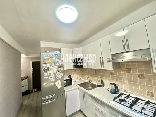 Продам двухкомнатную (2-комн.) квартиру, Шотмана ул, 9к1, Санкт-Петербург г