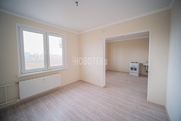 Продам однокомнатную (1-комн.) квартиру, Надежды ул, 4, Крымск г