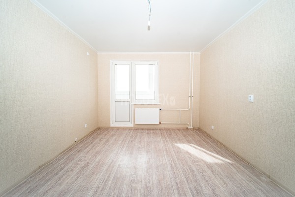 Продам однокомнатную (1-комн.) квартиру, Надежды ул, 4, Крымск г