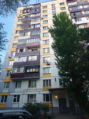 Продам трехкомнатную (3-комн.) квартиру, Ивана Сусанина ул, 4к4, Москва г