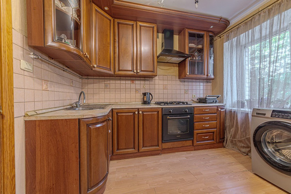 Продам трехкомнатную (3-комн.) квартиру, Минская ул, 4, Пенза г