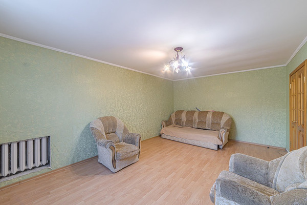 Продам трехкомнатную (3-комн.) квартиру, Минская ул, 4, Пенза г