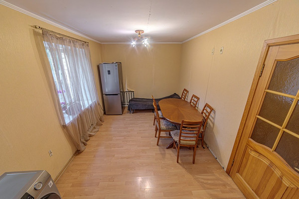Продам трехкомнатную (3-комн.) квартиру, Минская ул, 4, Пенза г