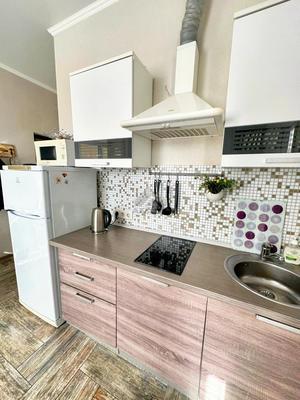 Продам двухкомнатную (2-комн.) квартиру, Станиславского ул, 11, Сириус пгт