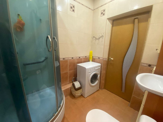 Продам однокомнатную (1-комн.) квартиру, Каравайная ул, 33, Краснодар г