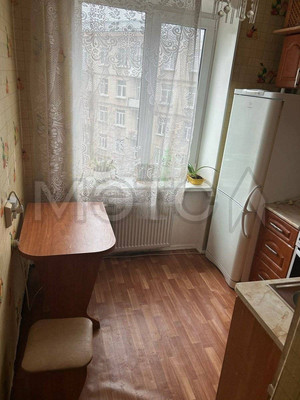 Продам двухкомнатную (2-комн.) квартиру, Елизарова пр-кт, 35, Санкт-Петербург г