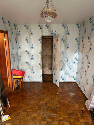 Продам двухкомнатную (2-комн.) квартиру, Елизарова пр-кт, 35, Санкт-Петербург г