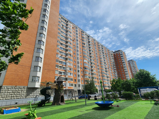 Продам однокомнатную (1-комн.) квартиру, Маршала Савицкого ул, 28, Москва г