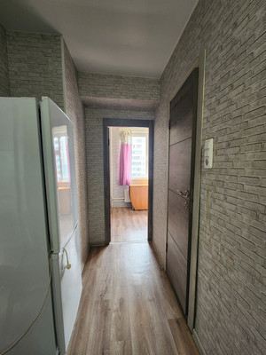 Продам однокомнатную (1-комн.) квартиру, Маршала Савицкого ул, 28, Москва г