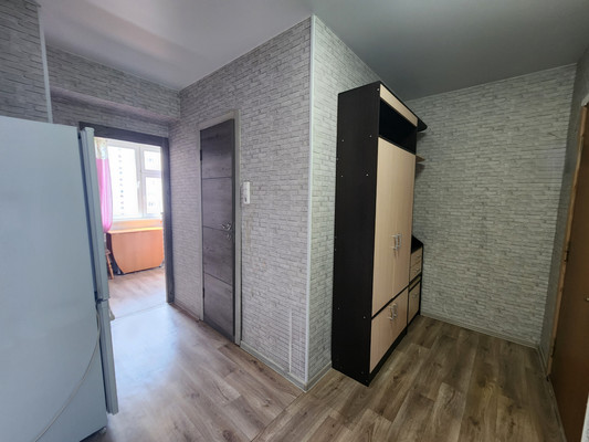 Продам однокомнатную (1-комн.) квартиру, Маршала Савицкого ул, 28, Москва г