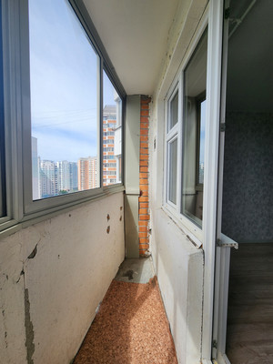 Продам однокомнатную (1-комн.) квартиру, Маршала Савицкого ул, 28, Москва г