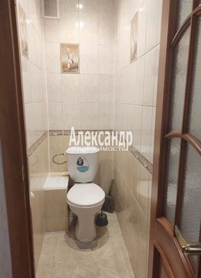 Продам двухкомнатную (2-комн.) квартиру, 3, Тельмана п