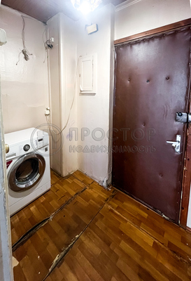 Продам двухкомнатную (2-комн.) квартиру, Болотниковская ул, 7А, Москва г