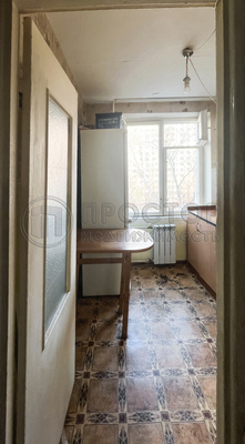 Продам двухкомнатную (2-комн.) квартиру, Болотниковская ул, 7А, Москва г