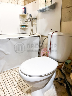 Продам двухкомнатную (2-комн.) квартиру, Болотниковская ул, 7А, Москва г