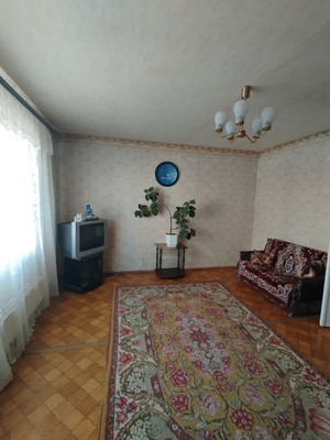 Продам трехкомнатную (3-комн.) квартиру, Гагарина ул, 23, Волгодонск г