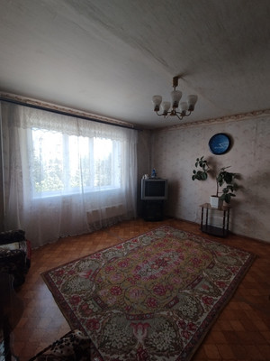 Продам трехкомнатную (3-комн.) квартиру, Гагарина ул, 23, Волгодонск г