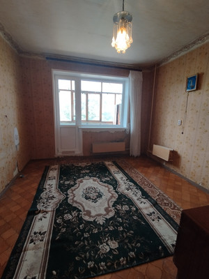 Продам трехкомнатную (3-комн.) квартиру, Гагарина ул, 23, Волгодонск г