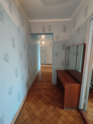 Продам трехкомнатную (3-комн.) квартиру, Гагарина ул, 23, Волгодонск г