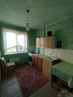 Продам трехкомнатную (3-комн.) квартиру, Гагарина ул, 23, Волгодонск г