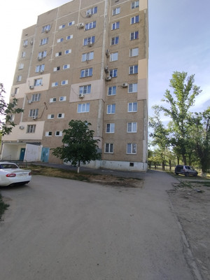 Продам трехкомнатную (3-комн.) квартиру, Гагарина ул, 23, Волгодонск г