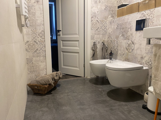 Продам трехкомнатную (3-комн.) квартиру, Реки Каменки наб, 11к2, Санкт-Петербург г
