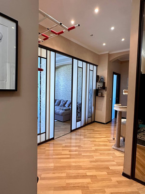 Продам трехкомнатную (3-комн.) квартиру, Севастопольский пр-кт, 28к8, Москва г