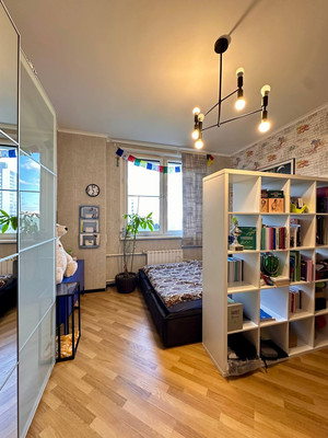 Продам трехкомнатную (3-комн.) квартиру, Севастопольский пр-кт, 28к8, Москва г