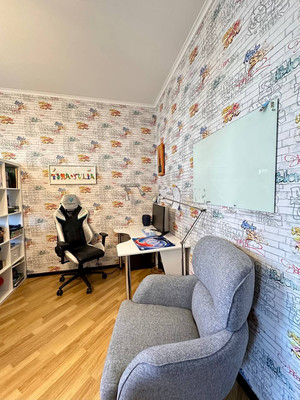 Продам трехкомнатную (3-комн.) квартиру, Севастопольский пр-кт, 28к8, Москва г