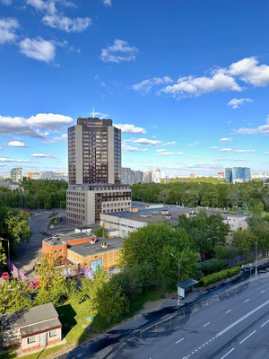 Продам трехкомнатную (3-комн.) квартиру, Севастопольский пр-кт, 28к8, Москва г