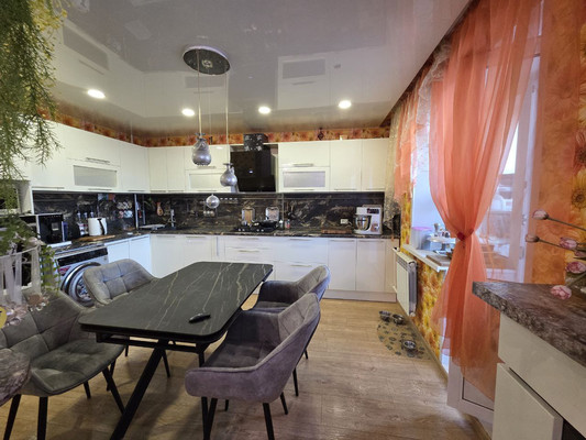 Продам двухкомнатную (2-комн.) квартиру, Яна Крастыня ул, 6Б, Йошкар-Ола г