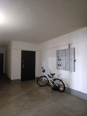 Продам трехкомнатную (3-комн.) квартиру, Взлетная ул, 7, Барнаул г