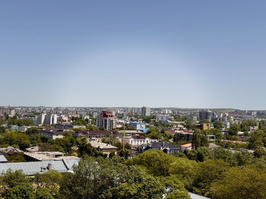 Продам многокомнатную квартиру, Эскадронная ул, 6а, Симферополь г