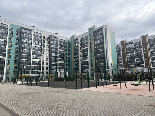 Продам двухкомнатную (2-комн.) квартиру, Разведчика Ахмерова ул, 5, Казань г