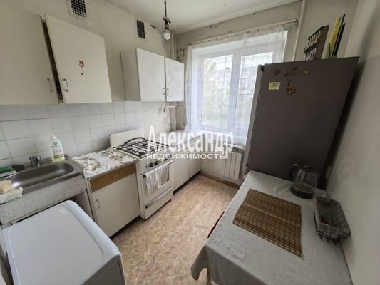 Продам двухкомнатную (2-комн.) квартиру, Калинина ул, 29, Приозерск г