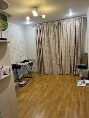Продам трехкомнатную (3-комн.) квартиру, Голубятникова ул, 14, Казань г
