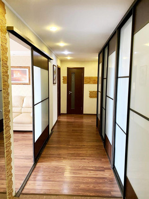 Продам трехкомнатную (3-комн.) квартиру, Виноградный 5-й проезд, 8, Пенза г