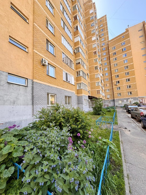 Продам трехкомнатную (3-комн.) квартиру, Максимова ул, 40, Казань г