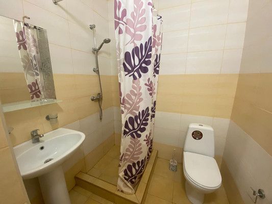 Продам однокомнатную (1-комн.) квартиру, Лазурная ул, 14, Витязево с