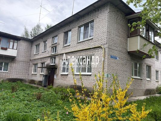 Продам двухкомнатную (2-комн.) квартиру, Магистральная ул, 3, Всеволожск г
