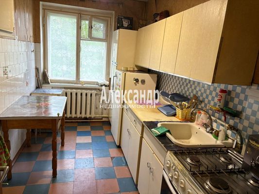 Продам двухкомнатную (2-комн.) квартиру, Магистральная ул, 3, Всеволожск г