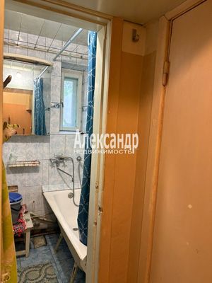 Продам двухкомнатную (2-комн.) квартиру, Магистральная ул, 3, Всеволожск г