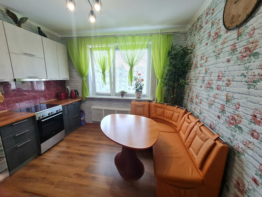 Продам трехкомнатную (3-комн.) квартиру, Южнобутовская ул, 121, Москва г