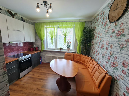Продам трехкомнатную (3-комн.) квартиру, Южнобутовская ул, 121, Москва г