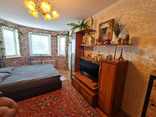 Продам трехкомнатную (3-комн.) квартиру, Южнобутовская ул, 121, Москва г