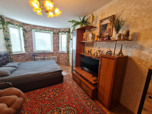 Продам трехкомнатную (3-комн.) квартиру, Южнобутовская ул, 121, Москва г