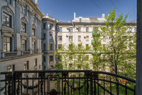 Продам многокомнатную квартиру, Каменноостровский пр-кт, 26-28, Санкт-Петербург г